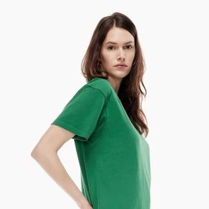 Aritzia TNA short sleeve green T-shirt
